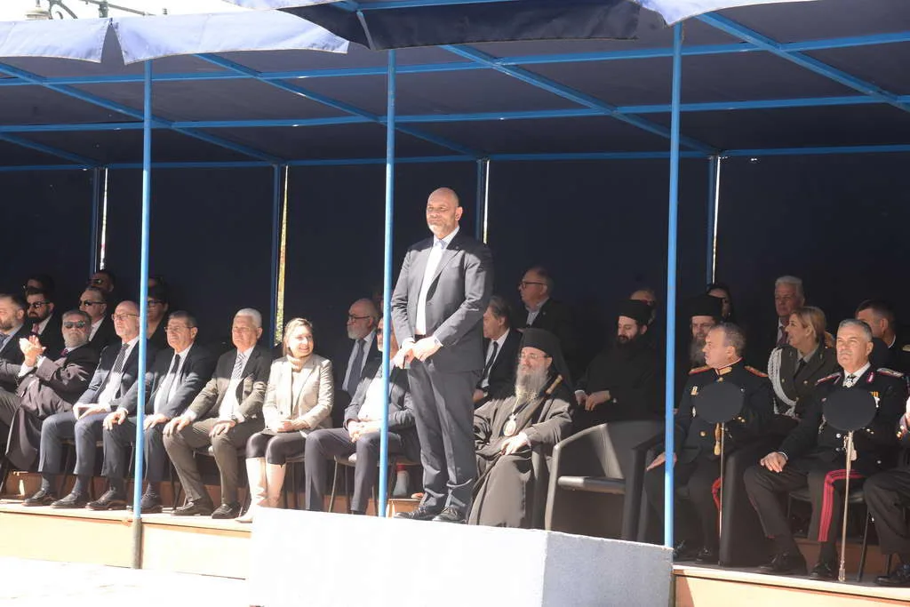 Πάτρα: Τίμησε την Επανάσταση του 1821 - Η Δοξολογία και η μεγάλη παρέλαση ΒΙΝΤΕΟ-ΦΩΤΟ 43 Πάτρα: Τίμησε την Επανάσταση του 1821 - Η Δοξολογία και η μεγάλη παρέλαση ΒΙΝΤΕΟ-ΦΩΤΟ