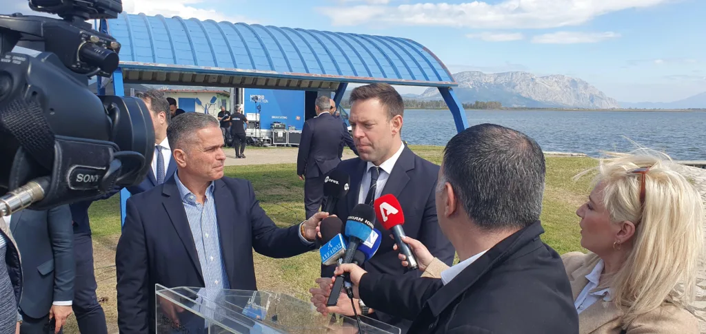 Μεσολόγγι: Ο Κασσελάκης στην Εξοδο - «Πολλοί Έλληνες νιώθουν ελεύθεροι πολιορκημένοι» ΦΩΤΟ 31 Μεσολόγγι: Ο Κασσελάκης στην Εξοδο - «Πολλοί Έλληνες νιώθουν ελεύθεροι πολιορκημένοι» ΦΩΤΟ