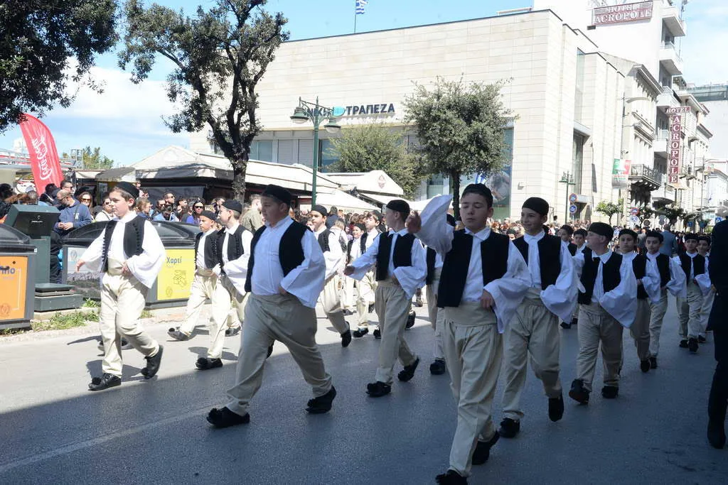 Πάτρα: Τίμησε την Επανάσταση του 1821 - Η Δοξολογία και η μεγάλη παρέλαση ΒΙΝΤΕΟ-ΦΩΤΟ 55 Πάτρα: Τίμησε την Επανάσταση του 1821 - Η Δοξολογία και η μεγάλη παρέλαση ΒΙΝΤΕΟ-ΦΩΤΟ