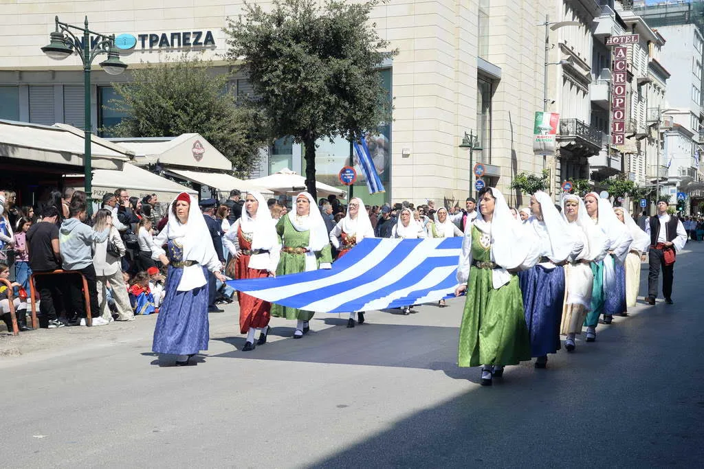 Πάτρα: Τίμησε την Επανάσταση του 1821 - Η Δοξολογία και η μεγάλη παρέλαση ΒΙΝΤΕΟ-ΦΩΤΟ 48 Πάτρα: Τίμησε την Επανάσταση του 1821 - Η Δοξολογία και η μεγάλη παρέλαση ΒΙΝΤΕΟ-ΦΩΤΟ