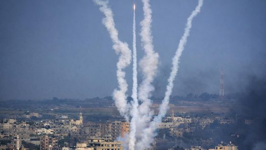 ΝΙΚΗ: Εντονη ανησυχία της για την πολεμική κλιμάκωση στην περιοχή του Ιράν