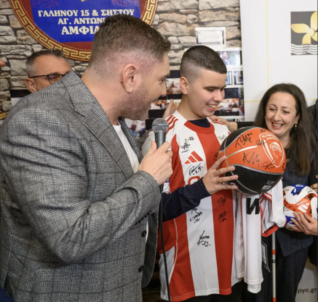 25η Μαρτίου - Πρότυπα προς μίμηση: Το ήθος του Γιάννη και η προσφορά του προέδρου της ΠΕΠΙΕΘ Γιώργου Βάλλη ΦΩΤΟ