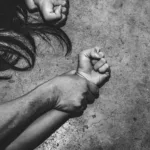 Σουηδία: Εξανάγκαζε τη σύζυγό του σε σεξουαλικές πράξεις με πάνω από 120 άνδρες