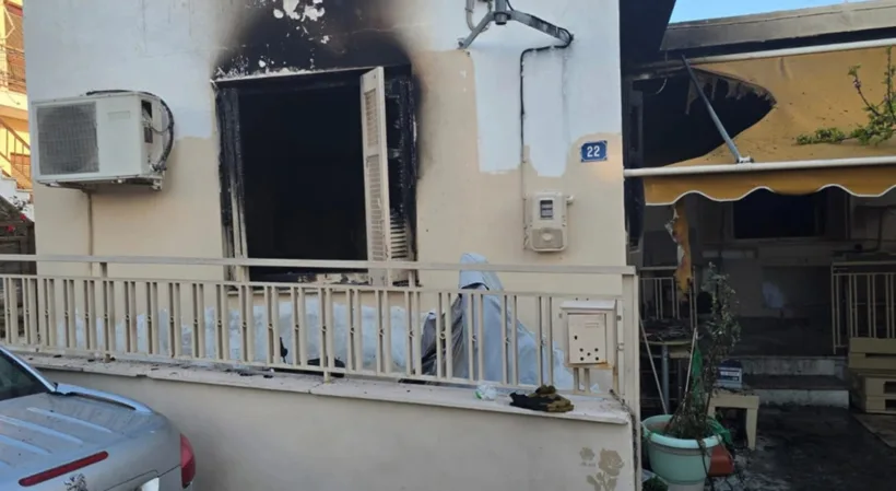 Δυο νεκρές από έκρηξη σόμπας στον Βόλο, ένας πολυεγκαυματίας - «Την είδα να καίγεται στην αυλή» ΒΙΝΤΕΟ