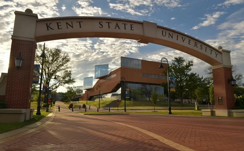 Βρετανία: Δύο νεκροί και 11 σε σοβαρή κατάσταση από μηνιγγίτιδα σε Πανεπιστήμιο