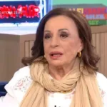 Η περίοδος που η Χάρις Αλεξίου «έχασε» τη φωνή της και η αποκάλυψη για τη συνεργασία με τον ΛΕΞ