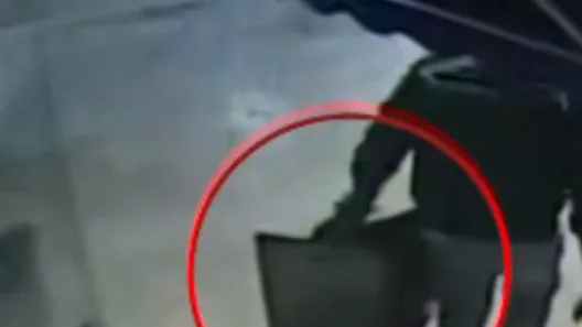 Αχαΐα - Κλοπή χρηματοκιβωτίου: Η συνήθεια ενοίκων διαμερίσματος που «άνοιξε» στους ληστές