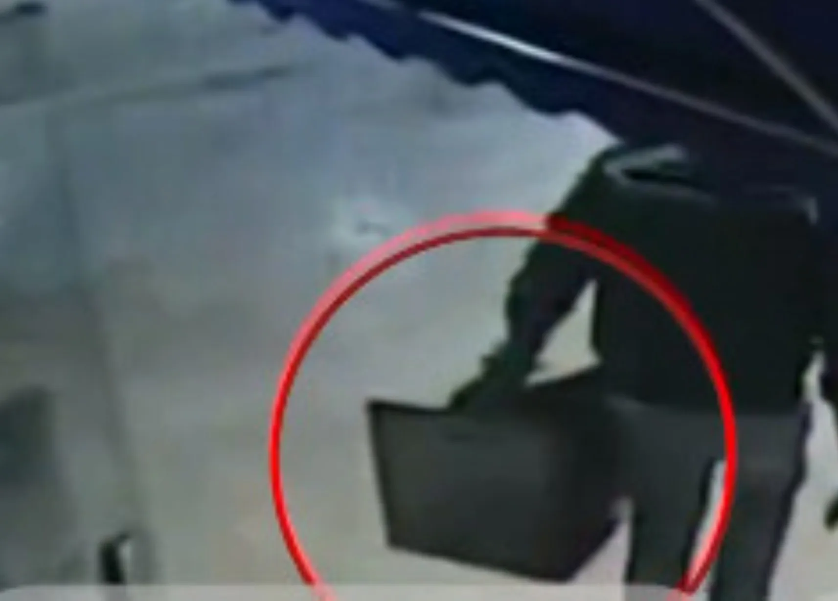 Αχαΐα – Κλοπή χρηματοκιβωτίου: Η συνήθεια ενοίκων διαμερίσματος που «άνοιξε» στους ληστές