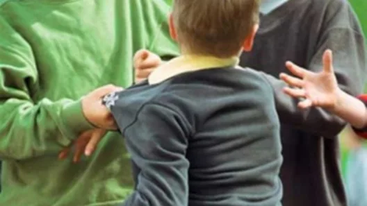 ΑΠΟΚΛΕΙΣΤΙΚΟ - Πάτρα: Μαθητής Λυκείου γρονθοκόπησε μαθητή Δημοτικού εντός σχολείου, κατείχε μαχαίρι!