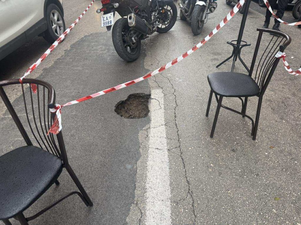 Πάτρα: Θέλει 100€ εκατ. για να κλείσουν οι λακκούβες - Ελλείψει κονδυλίων θα παραμείνει «βομβαρδισμένη» πόλη - Η αποκαλυπτική μελέτη για «κρατήρες» και χωματόδρομους ΦΩΤΟ