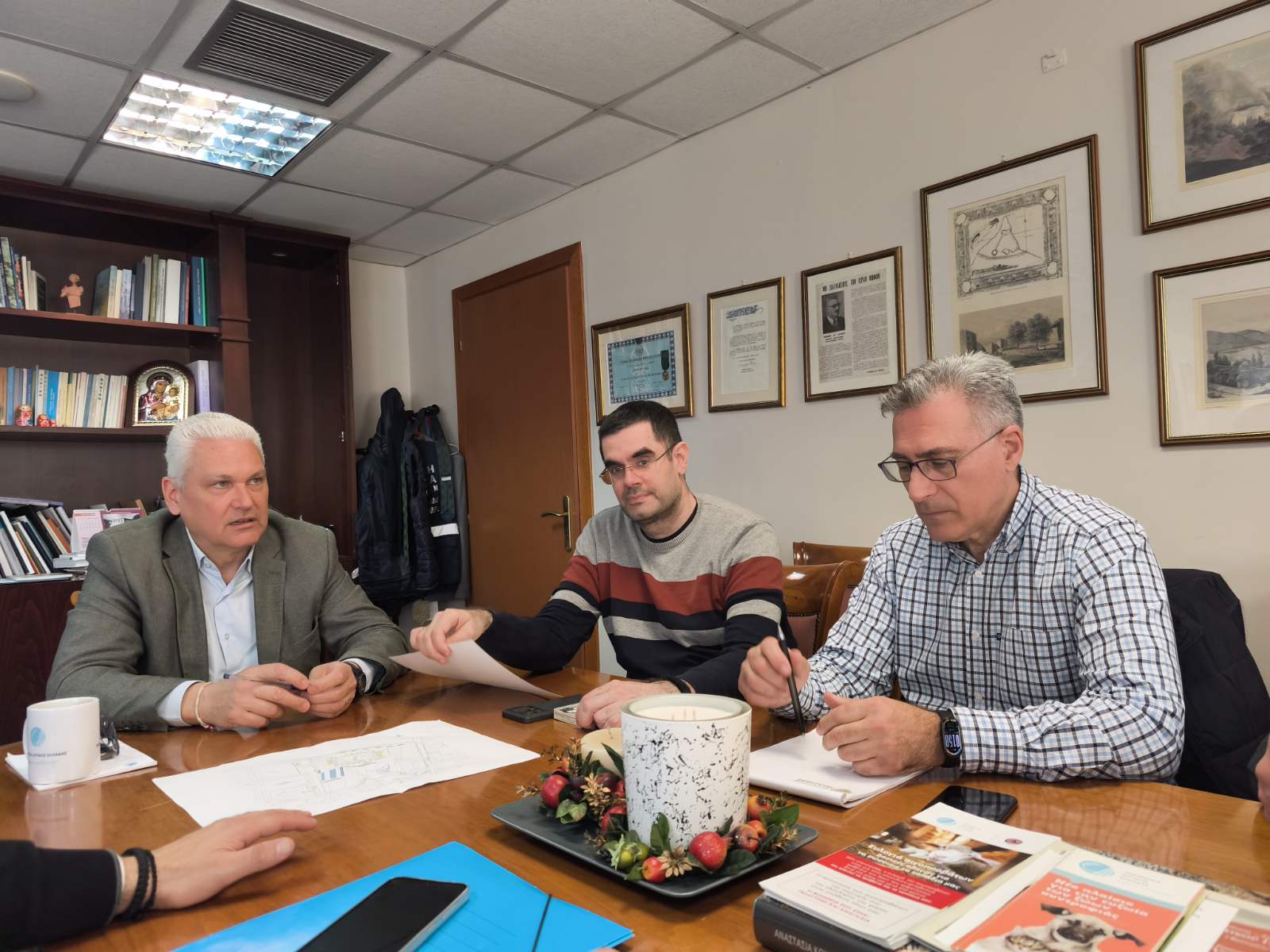 Αχαΐα: Σύσκεψη για τα προβλήματα με την μεταφορά μαθητών σε σχολεία