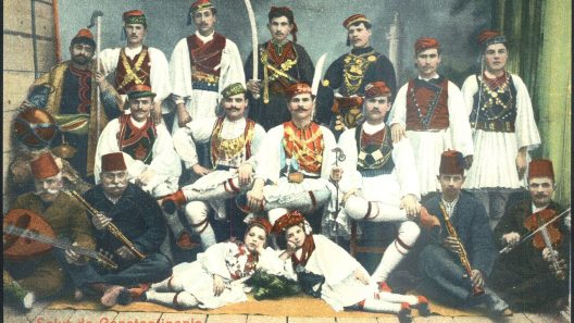 Καρναβάλι στην Κωνσταντινούπολη και την Πάτρα, από την Κοινο_Τοπία ΦΩΤΟ