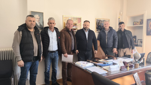 Πάτρα: Συνάντηση Τσιρώνη με τους Ιδιοκτήτες Ταξί