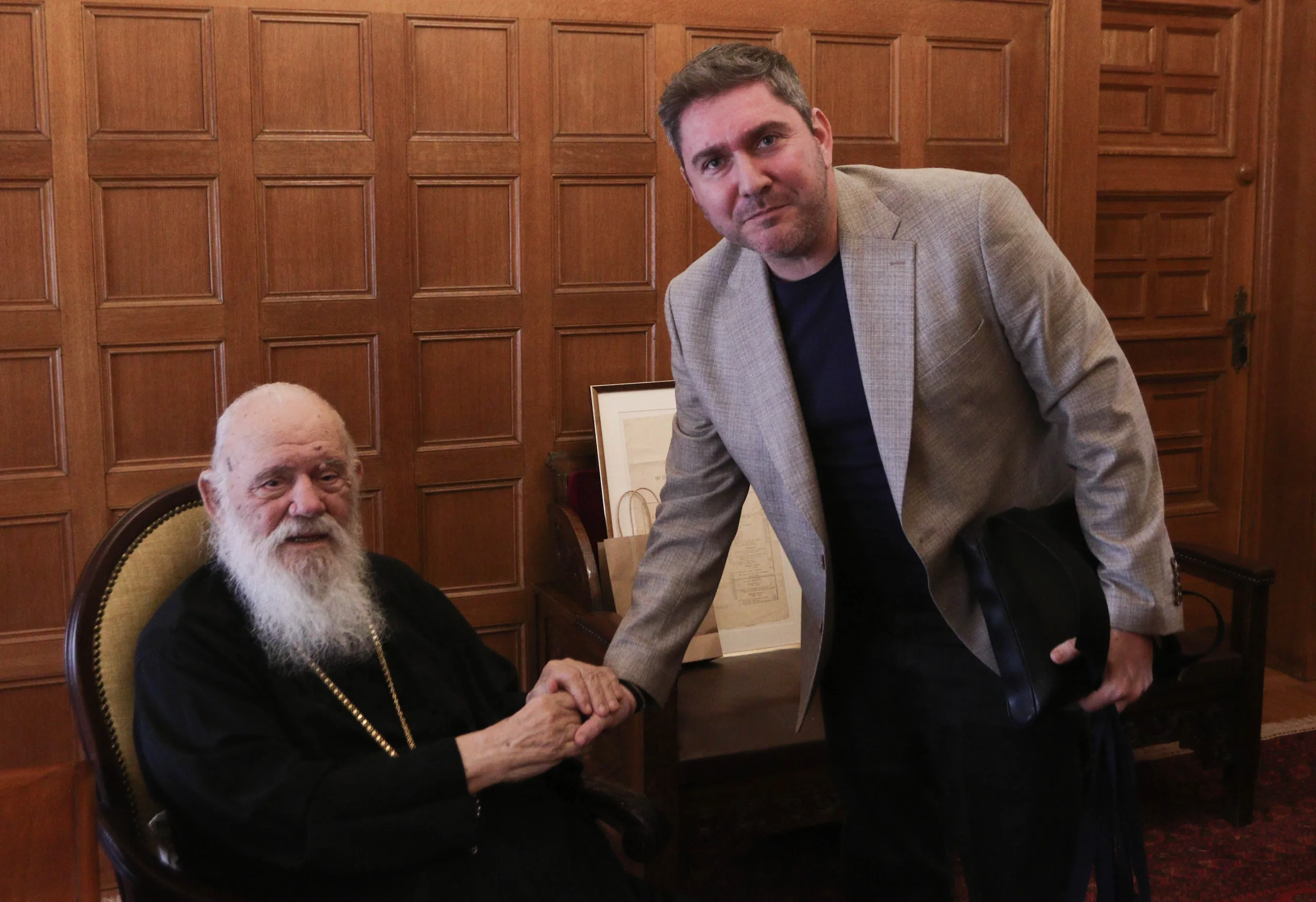 Συνάντηση του Προέδρου της ΠΕΠΙΕΘ, Γιώργου Βάλλη με τον Αρχιεπίσκοπο Ιερώνυμο, επίκεντρο η κοινωνική προσφορά ΦΩΤΟ