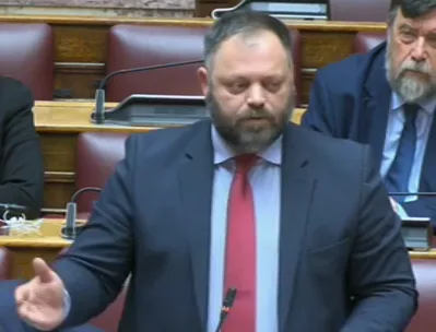 «Η Ελλάδα δεν είναι χώρος εξόρυξης αλλά Έθνος με κυριαρχικά δικαιώματα» 24 «Η Ελλάδα δεν είναι χώρος εξόρυξης αλλά Έθνος με κυριαρχικά δικαιώματα»