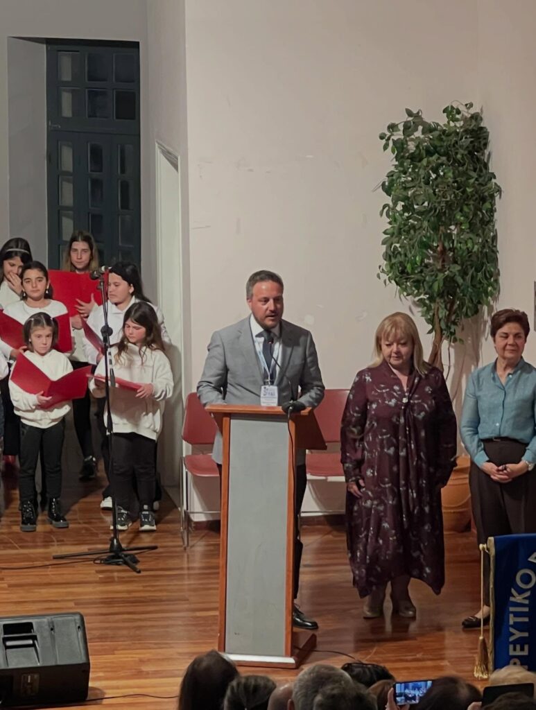 Το 1ο Παιδικό Φεστιβάλ Παραδοσιακών Χορών «Χρήστος Κιλιάς» στο Αίγιο ΦΩΤΟ