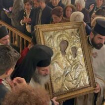 Ζωντανά ο εορτασμός της Πολιούχου του Αιγίου Παναγίας Τρυπητής