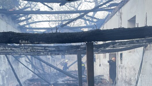 Βελλά Αχαΐας: «Κόσμημα» της πίστης και της τέχνης ο ναός που κάηκε ολοσχερώς - Δείτε πως ήταν ΦΩΤΟ