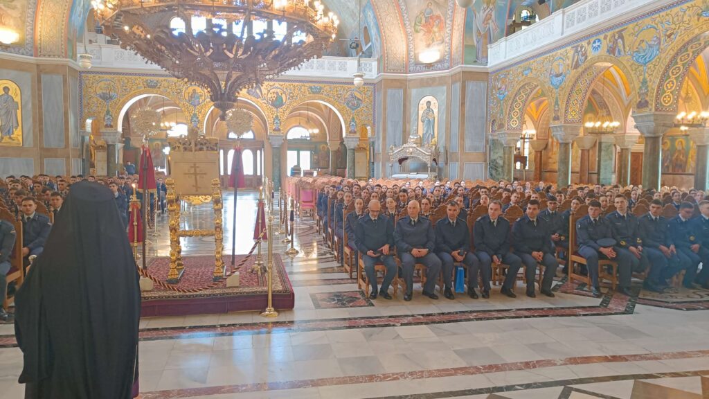 Διακόσιοι Σπουδαστὲς της ΣΜΥΑ στον Αγιο Ανδρέα Πατρών ΦΩΤΟ