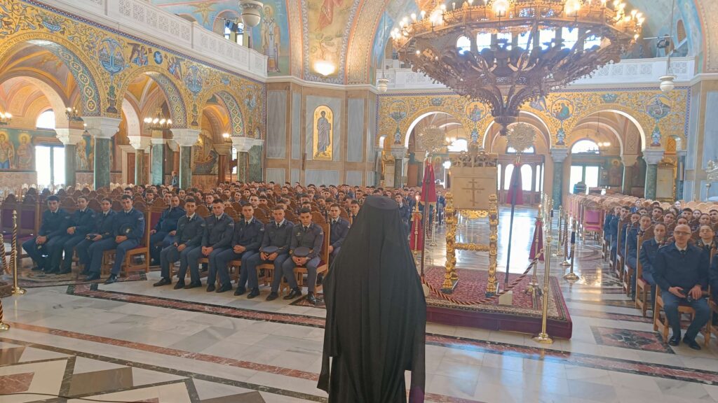 Διακόσιοι Σπουδαστὲς της ΣΜΥΑ στον Αγιο Ανδρέα Πατρών ΦΩΤΟ