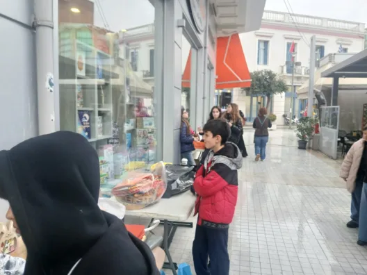 Το Πασχαλινό Μαθητικό Bazaar σχολείων, στο Αίγιο ΦΩΤΟ
