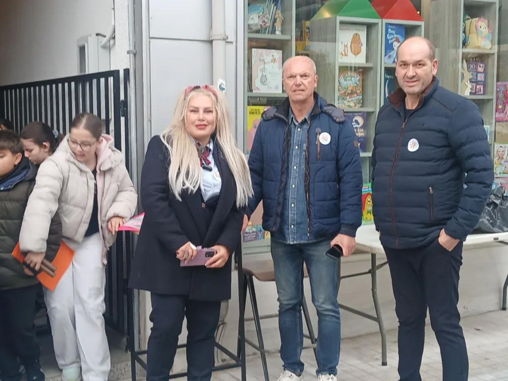 Το Πασχαλινό Μαθητικό Bazaar σχολείων, στο Αίγιο ΦΩΤΟ