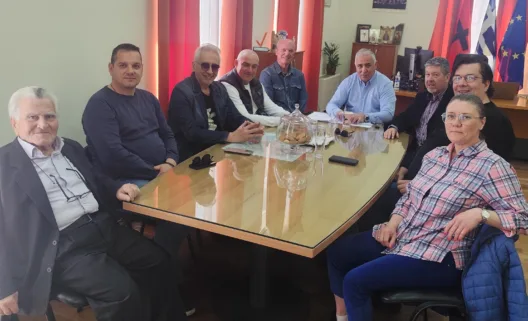 Αίγιο: Συνάντηση με τον δήμαρχο για ζητήματα της Παραλίας «Αλυκή» -Τι συμφωνήθηκε