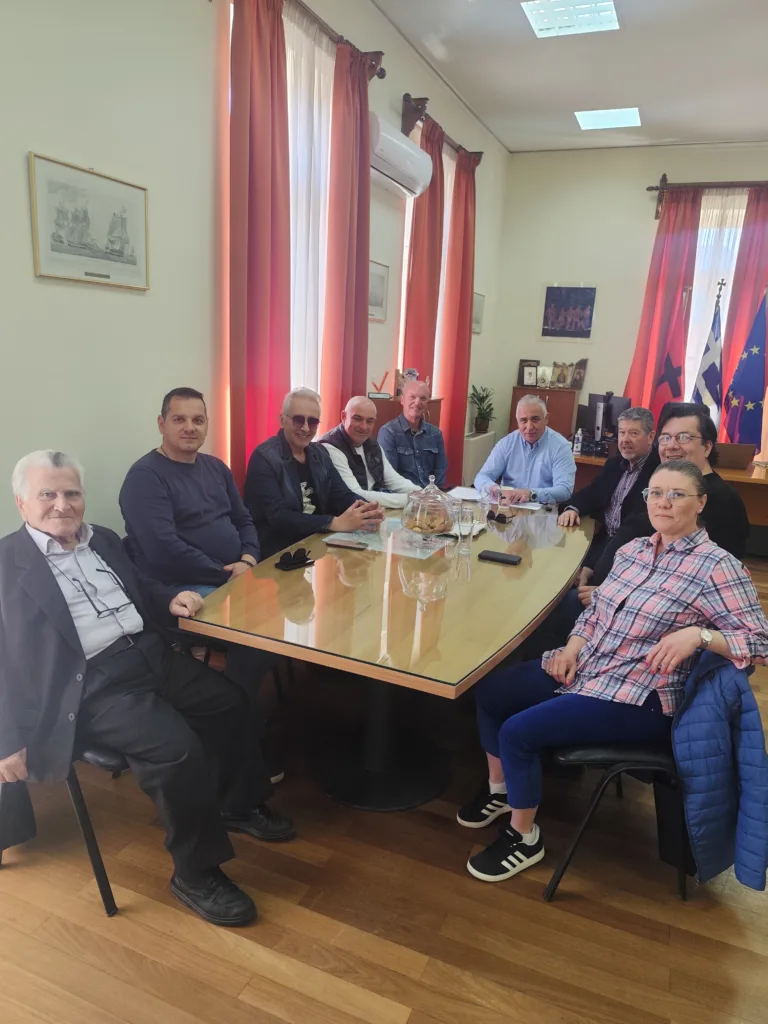 Αίγιο: Συνάντηση με τον δήμαρχο για ζητήματα της Παραλίας «Αλυκή» -Τι συμφωνήθηκε