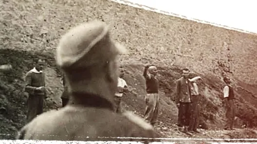 ΚΚΕ και ΚΝΕ τιμούν τους εκτελεσμένους κομμουνιστές της Πρωτομαγιάς του 1944