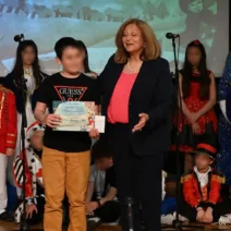 Το 1ο και 2ο βραβείο Παραμυθιού σε μαθητές του 1ου ΔΣ Ακράτας ΦΩΤΟ