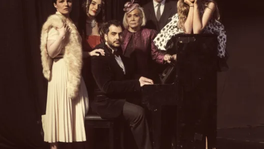 Σήμερα στο Επίκεντρο+ η παράσταση «Αττίκ, μια ζωή χειροκροτήματα» ΦΩΤΟ