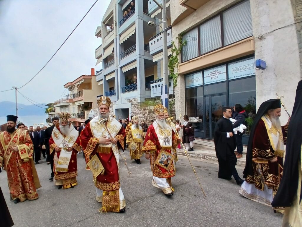 Η Πανήγυρις της Πολιούχου του Αιγίου Παναγίας Τρυπητής με τον φακό της της Ιεράς Μητροπόλεως ΦΩΤΟ