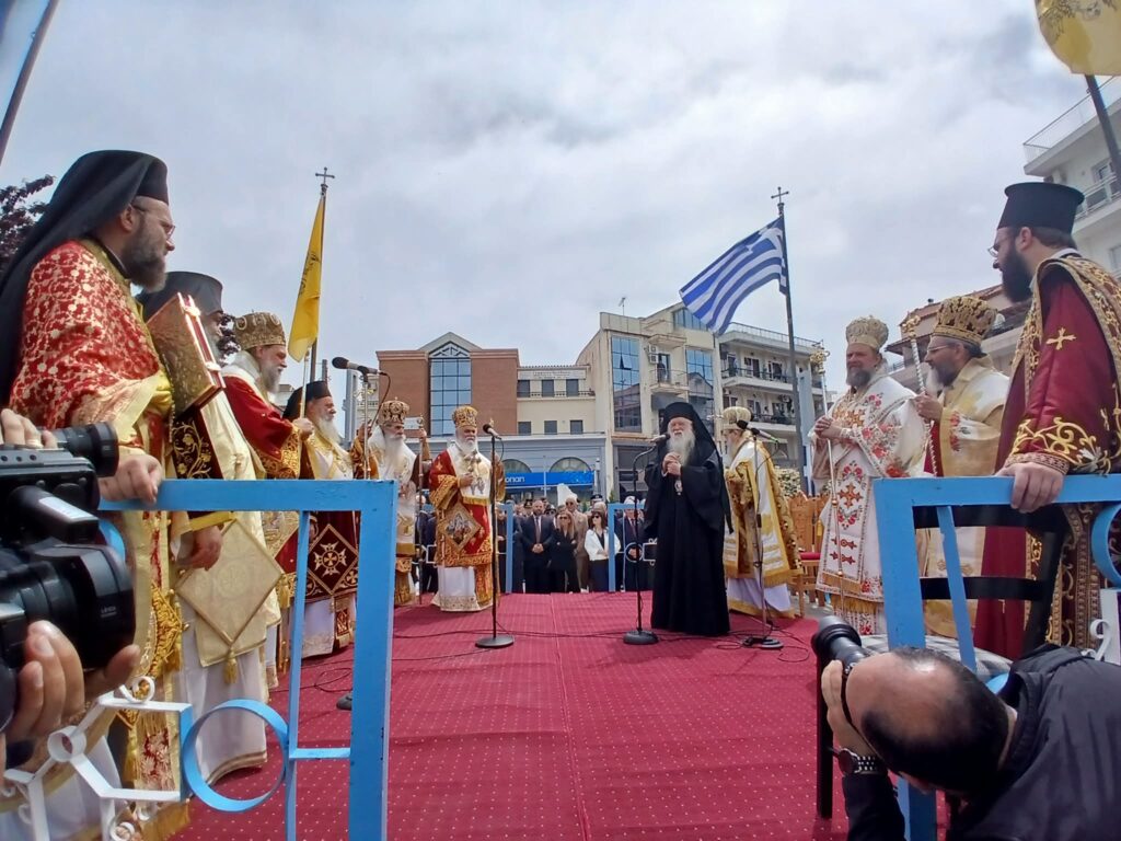 Η Πανήγυρις της Πολιούχου του Αιγίου Παναγίας Τρυπητής με τον φακό της της Ιεράς Μητροπόλεως ΦΩΤΟ