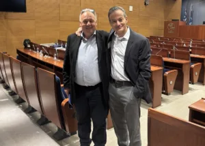 Πάτρα: Ο πρόεδρος του Εμπορικού με τη διοίκηση της ΕΣΕΕ