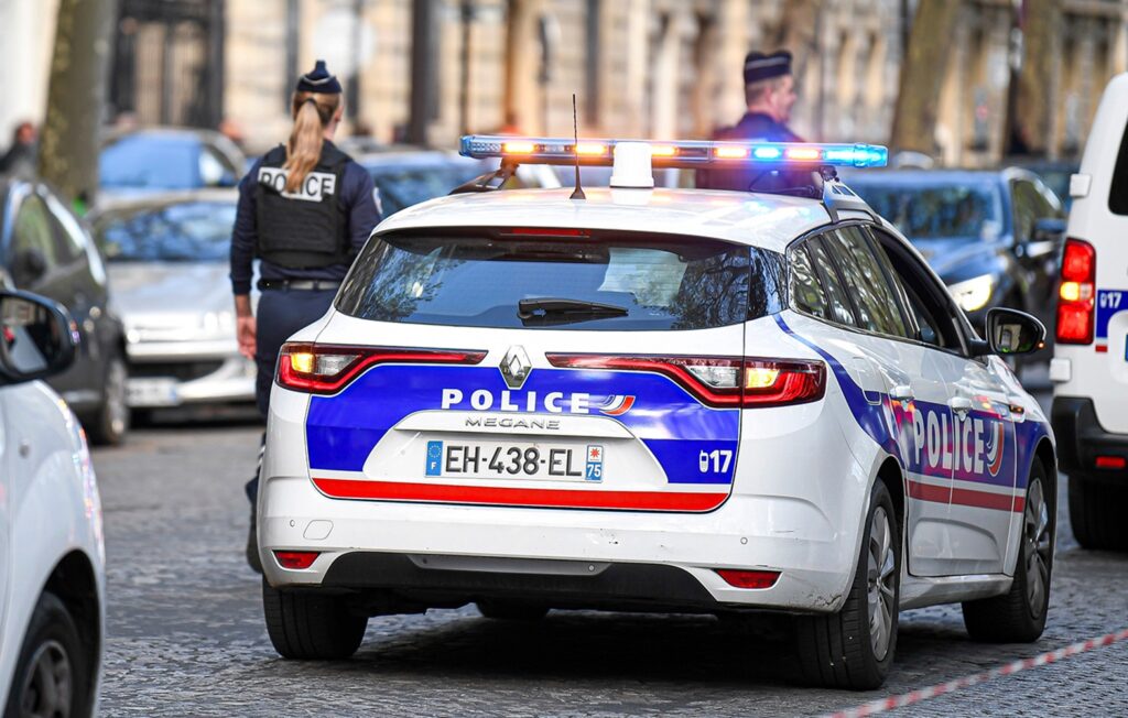 Σοκ στη Γαλλία: 9χρονο παιδί φέρεται να ζούσε φυλακισμένο σε βαν για πάνω από ενα χρόνο