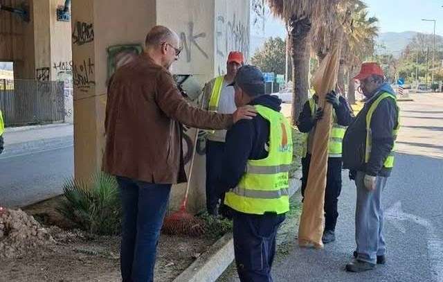 Πάτρα: Ευπρεπισμός νησίδων στους δρόμους από την Περιφέρεια ΦΩΤΟ