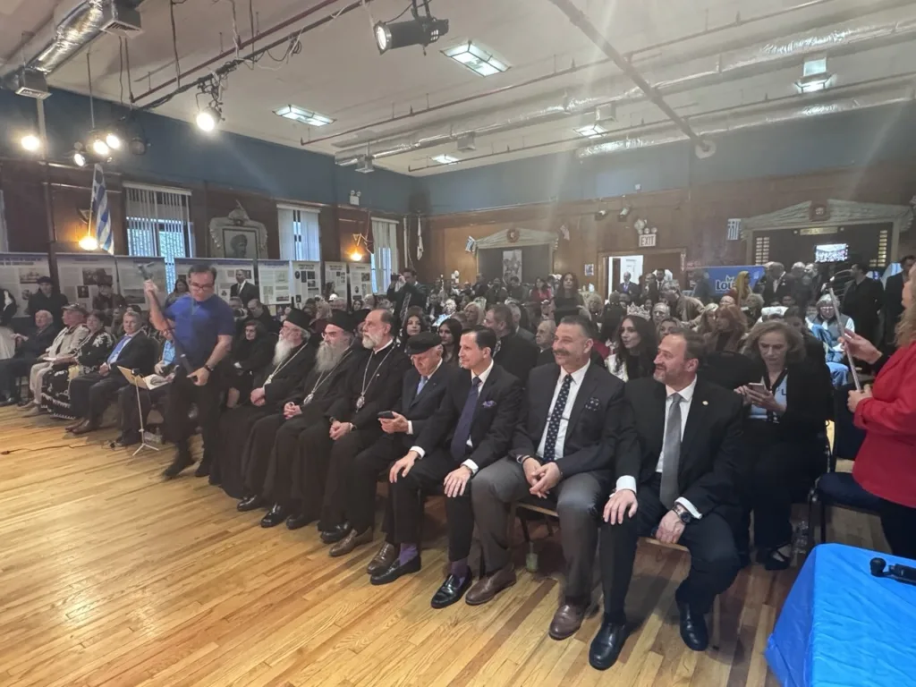 Στη Νέα Υόρκη ο περιφερειάρχης Νεκτάριος Φαρμάκης ΦΩΤΟ