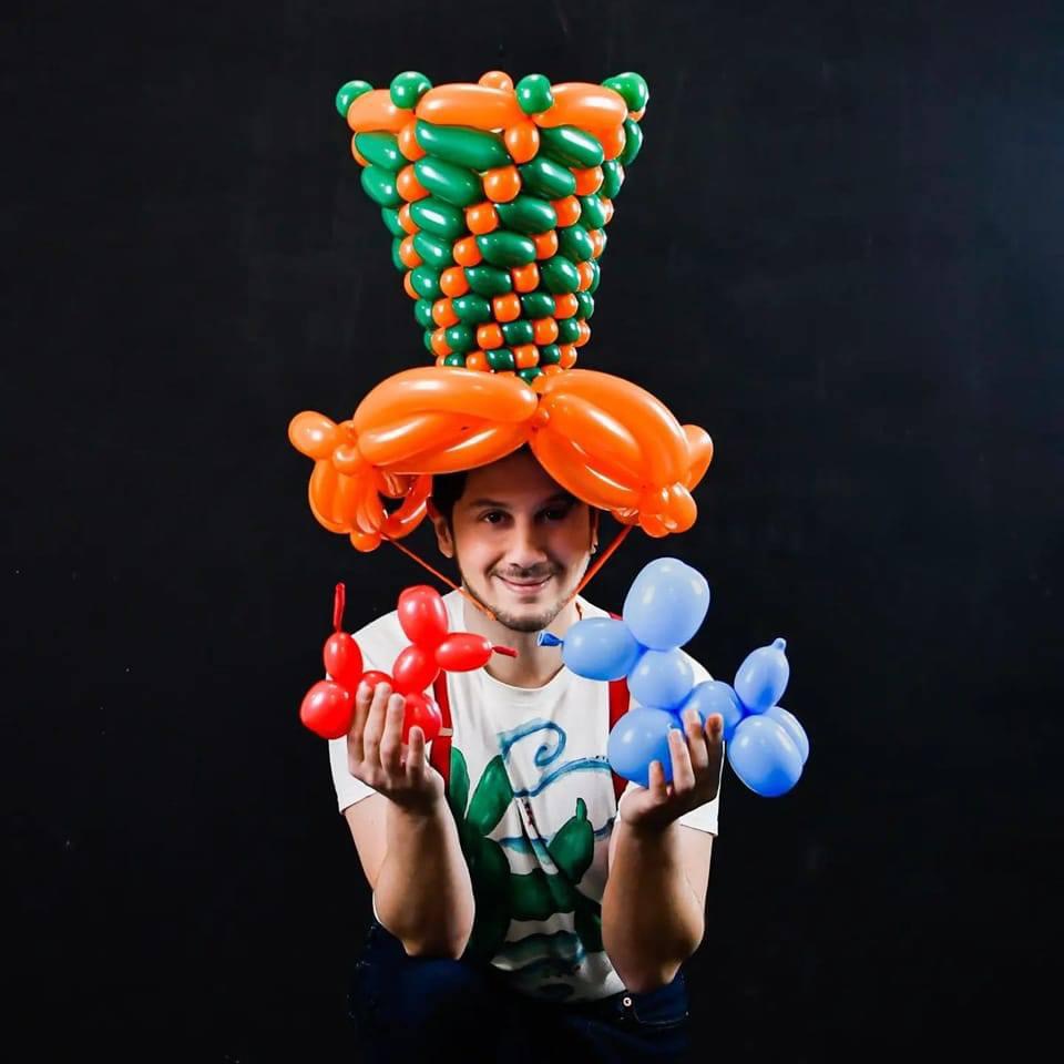 Στο θέατρο act η παράσταση «Περιπέτειες στη μπαλονούπολη – The Balloon Show» ΦΩΤΟ