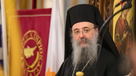 «Τα παιδιά μας υποφέρουν απὸ έλλειψη προτύπων»