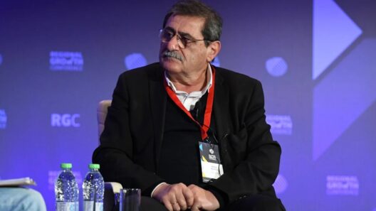 Απάτη στην Πάτρα: Προσποιούνται τον Κώστα Πελετίδη στο Facebook – Μεγάλη προσοχή