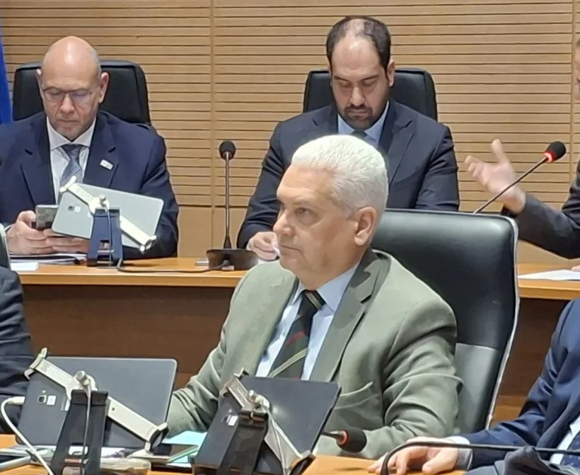 Αχαΐα: Ζαΐμης σε Κεφαλογιάννη για φωτιές - «Διασύνδεση Πολιτικής Προστασίας με Πολιτική Άμυνα» 24 Αχαΐα: Ζαΐμης σε Κεφαλογιάννη για φωτιές - «Διασύνδεση Πολιτικής Προστασίας με Πολιτική Άμυνα»