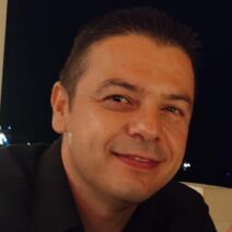 «Η κοινωνία μας γέμισε υποκρισία...»