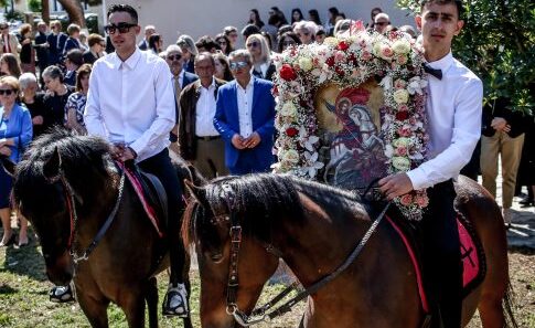 Αχαΐα: Με παραδόσεις και έθιμα ο εορτασμός του Πάσχα - Από τόπο σε τόπο