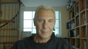 «Ζωή με αξία με αξία θεωρώντας τον εαυτό σου νεκρό»