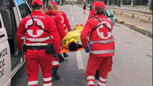 Πάτρα: Περί τα 40 περιστατικά τραυματισμού στο Patras Half Marathon - Επενέβησαν διασώστες ΦΩΤΟ