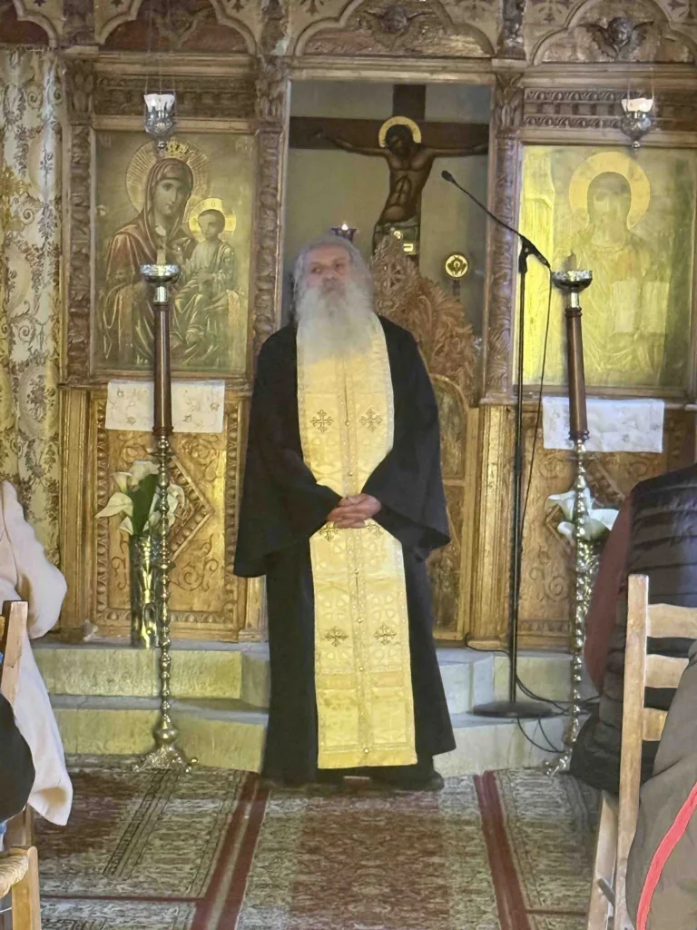 Η Ενορία της Αγίας Τριάδας Πατρών, στην Μονή Νοτενών και στο Ασκητήριο του Οσίου Ιωακείμ ΦΩΤΟ 30 Η Ενορία της Αγίας Τριάδας Πατρών, στην Μονή Νοτενών και στο Ασκητήριο του Οσίου Ιωακείμ ΦΩΤΟ