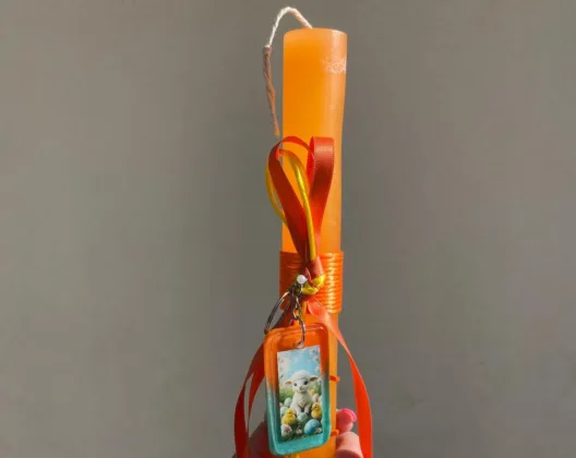 Προσφέρει λαμπάδες σε παιδιά ο Πολιτιστικός Αιγείρας ΦΩΤΟ