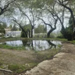 Κεφαλόβρυσο Πατρών: Εικόνες ντροπής σε πλατεία «λίμνη» - Παγίδες για τους πολίτες ΦΩΤΟ