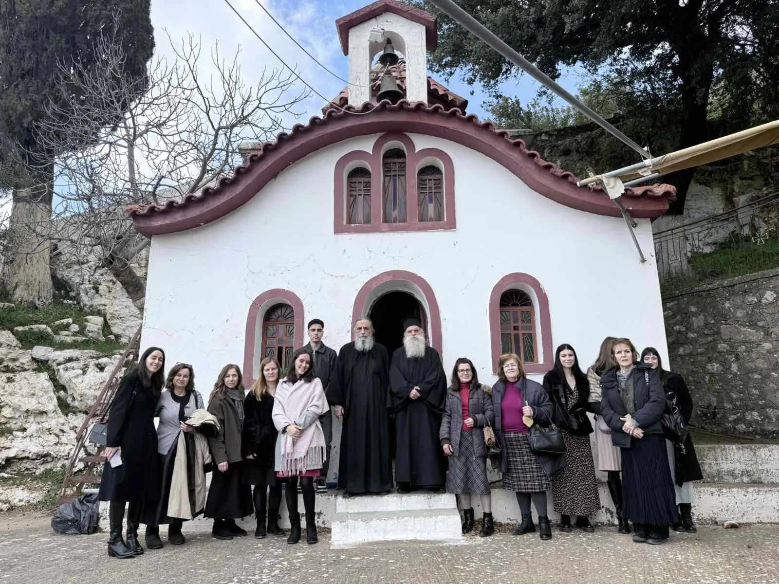 Η Ενορία της Αγίας Τριάδας Πατρών, στην Μονή Νοτενών και στο Ασκητήριο του Οσίου Ιωακείμ ΦΩΤΟ