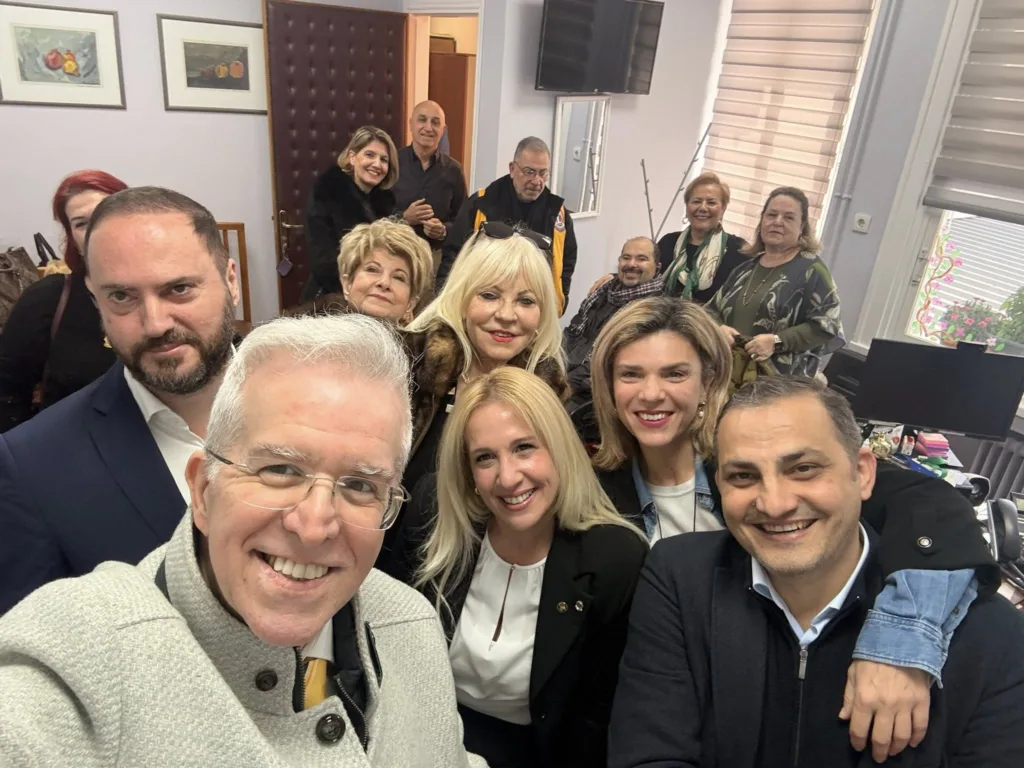 Προσφρά, από την Λέσχη Lions Πάτρας, στο «Καραμανδάνειο» Νοσοκομείο ΦΩΤΟ 28 Προσφρά, από την Λέσχη Lions Πάτρας, στο «Καραμανδάνειο» Νοσοκομείο ΦΩΤΟ